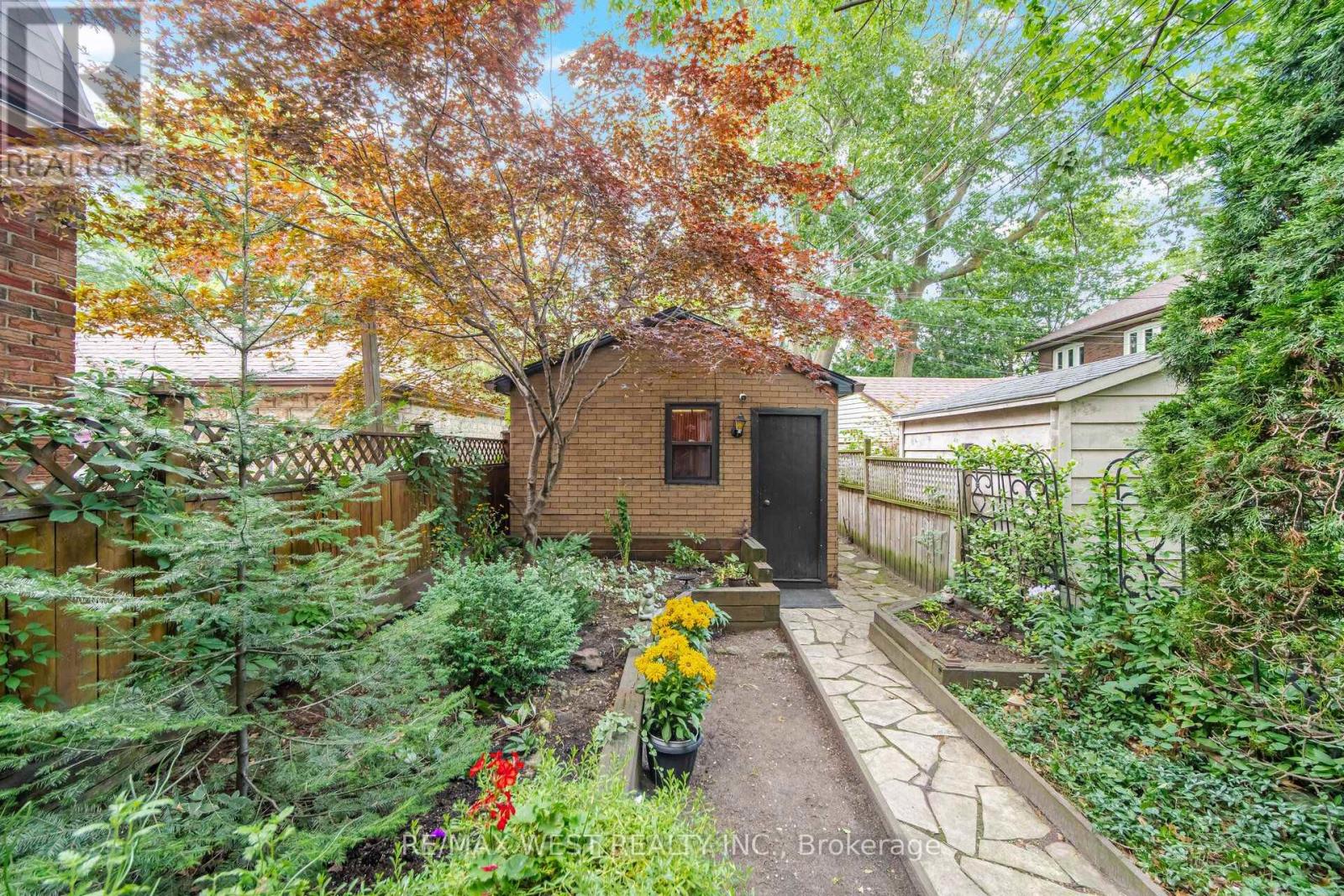 151 Jane Street, Toronto, Ontario  M6S 3Y8 - Photo 38 - W13650606