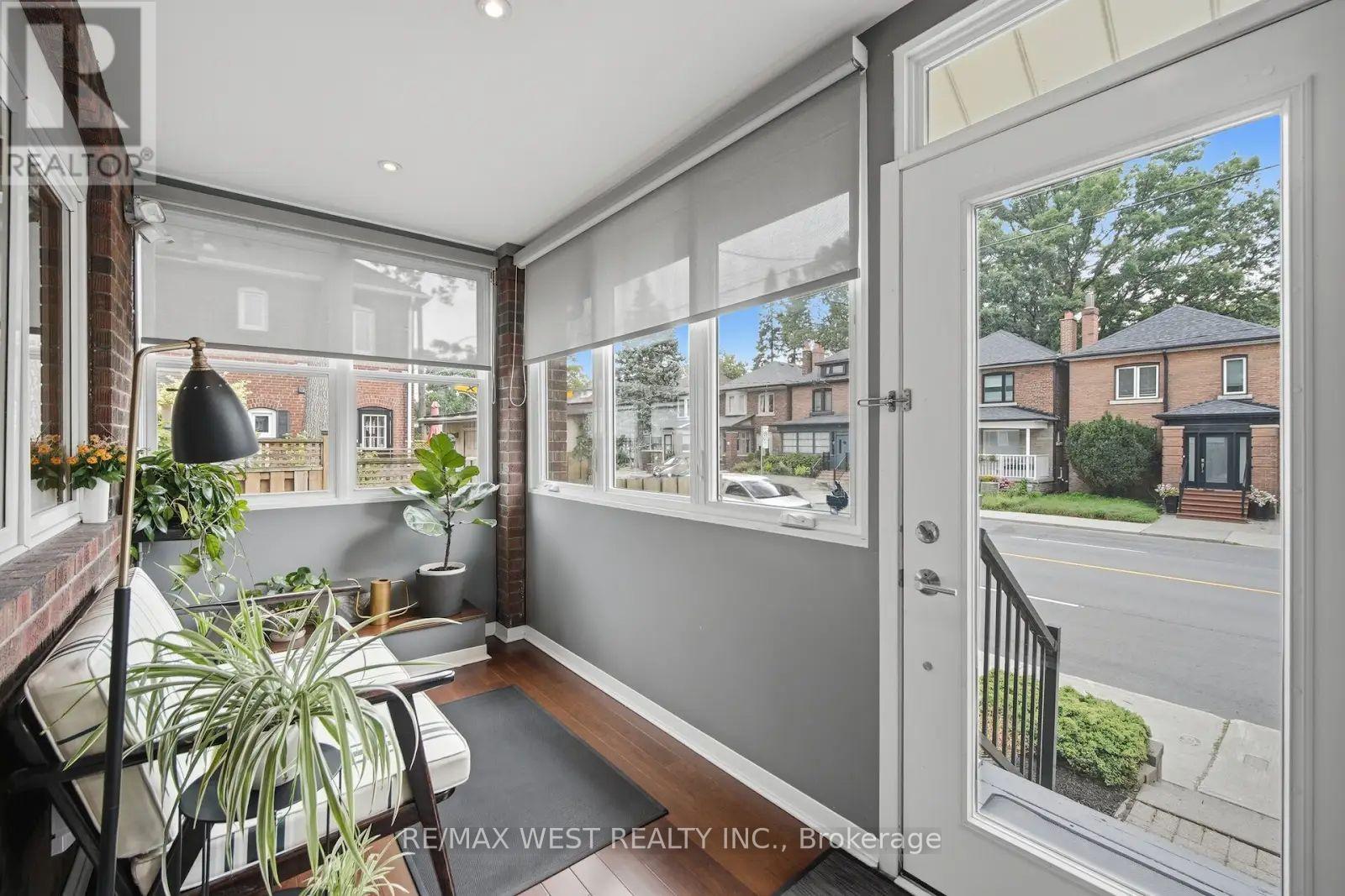 151 Jane Street, Toronto, Ontario  M6S 3Y8 - Photo 4 - W13650606