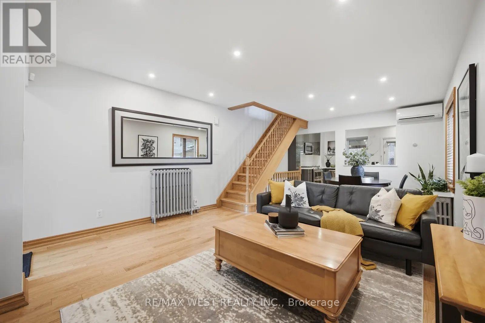 151 Jane Street, Toronto, Ontario  M6S 3Y8 - Photo 9 - W13650606