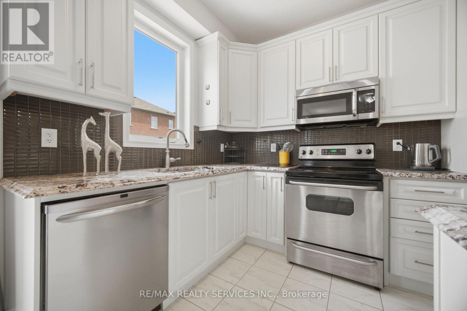 148 Miracle Trail, Brampton, Ontario  L7A 0Y9 - Photo 13 - W13650618