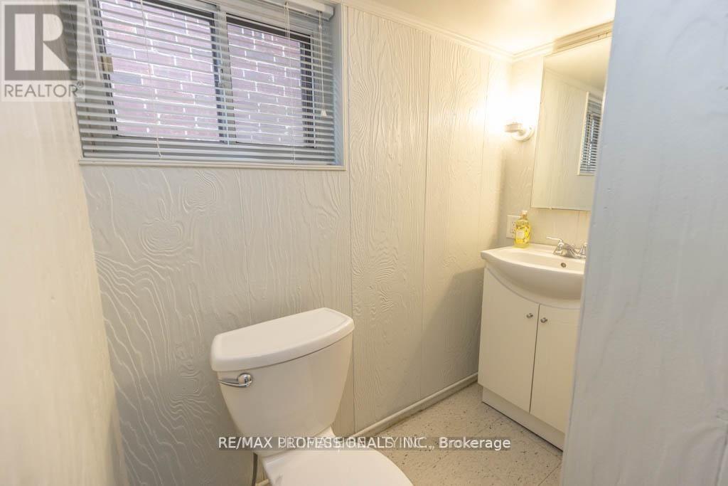 41 Thirty Third Street, Toronto, Ontario  M8W 3H2 - Photo 28 - W13650640