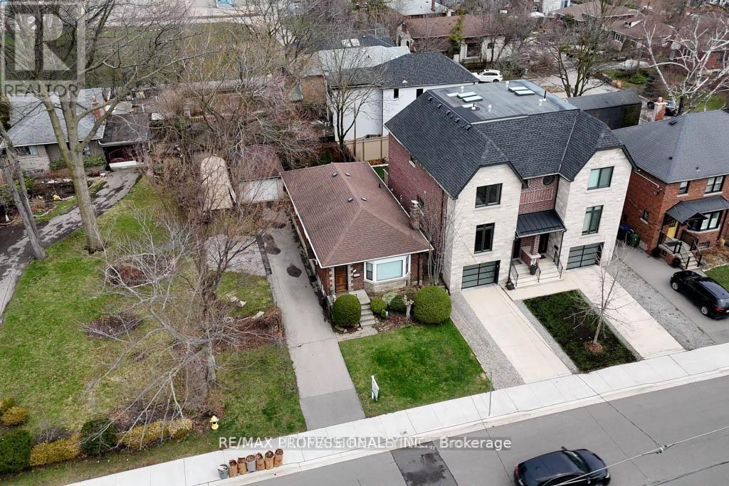 41 Thirty Third Street, Toronto, Ontario  M8W 3H2 - Photo 42 - W13650640