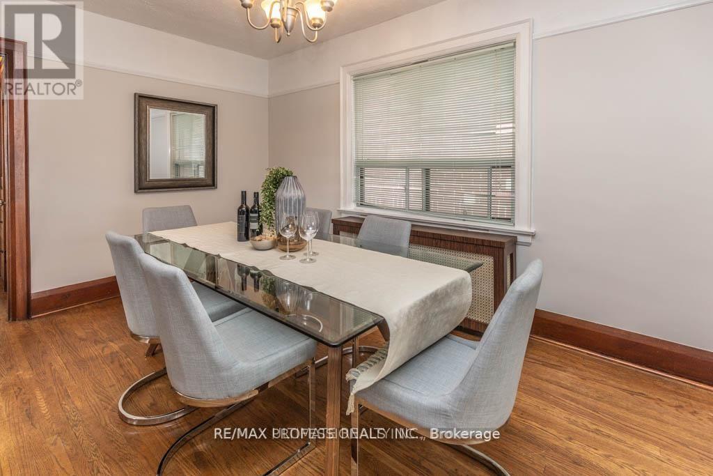 41 Thirty Third Street, Toronto, Ontario  M8W 3H2 - Photo 9 - W13650640