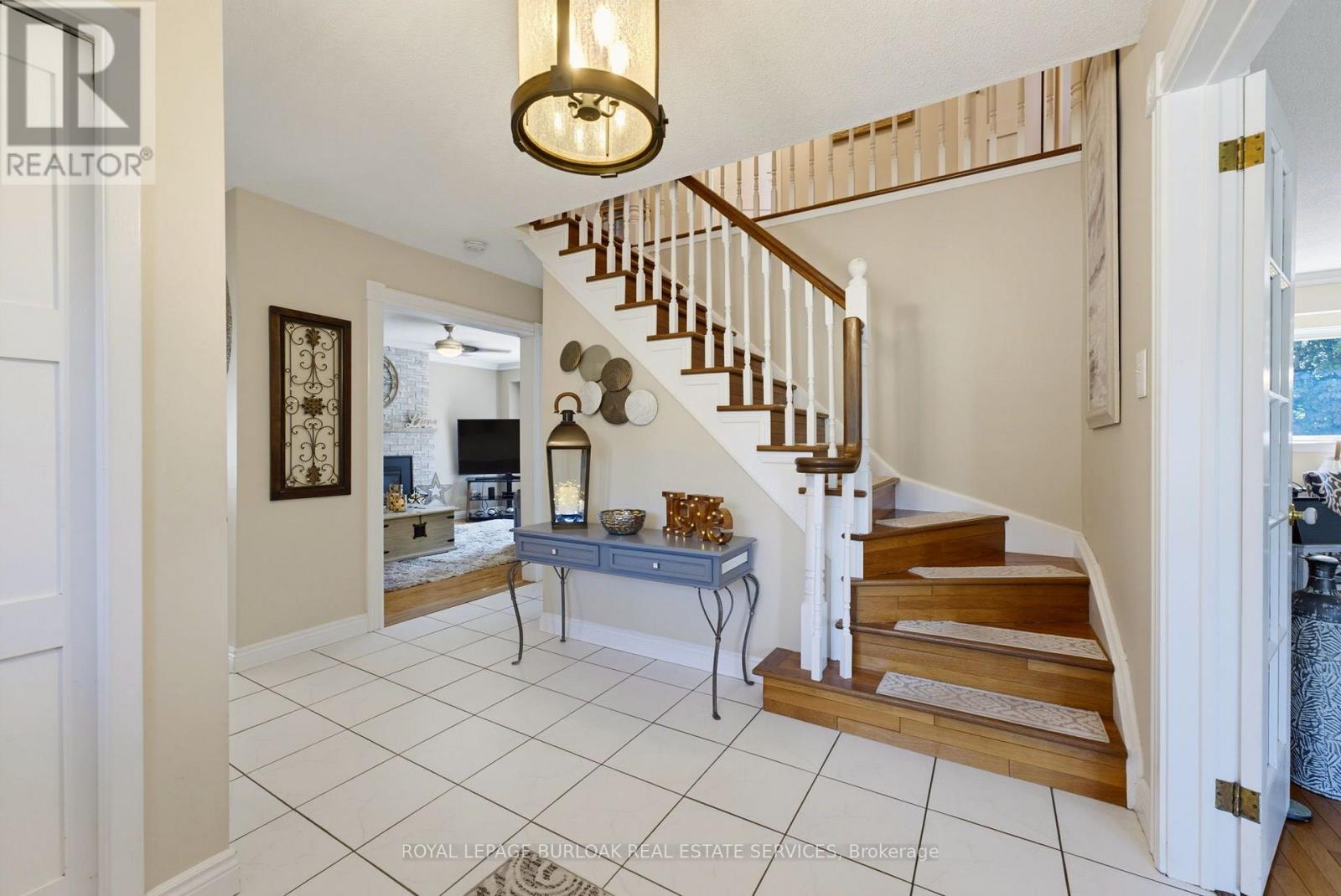 2325 Duncaster Drive, Burlington, Ontario L7P 4C3 - Photo 10 - W13650682