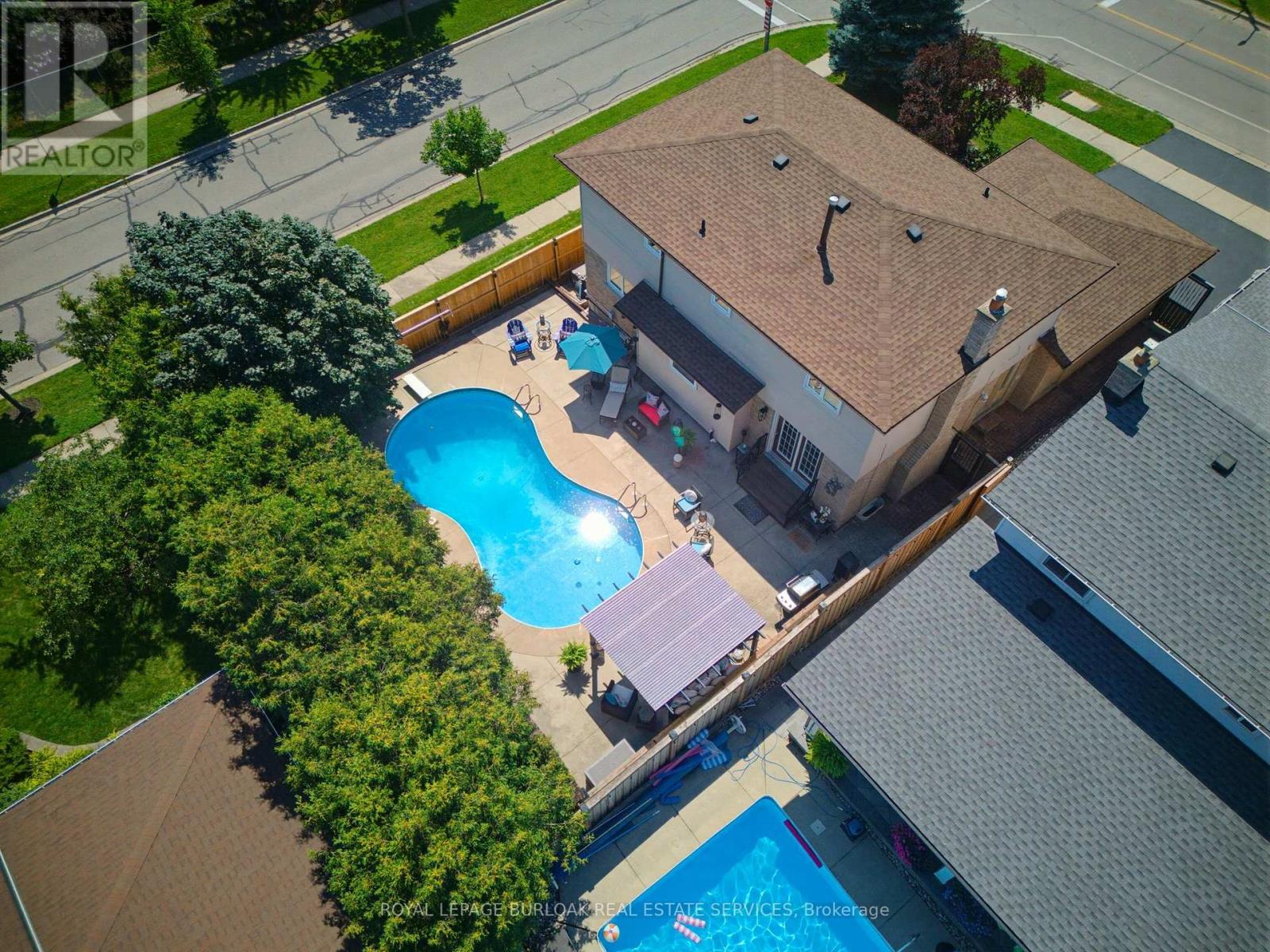 2325 Duncaster Drive, Burlington, Ontario L7P 4C3 - Photo 2 - W13650682
