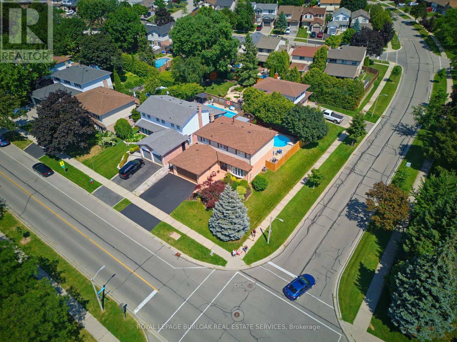 2325 Duncaster Drive, Burlington, Ontario L7P 4C3 - Photo 5 - W13650682