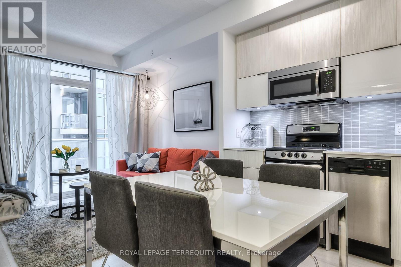 606 - 56 Annie Craig Drive, Toronto, Ontario  M8V 0C8 - Photo 11 - W13650800