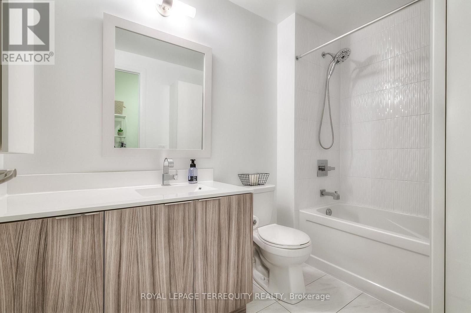 606 - 56 Annie Craig Drive, Toronto, Ontario  M8V 0C8 - Photo 17 - W13650800