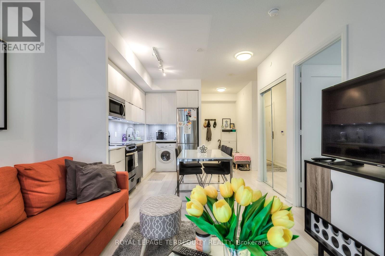 606 - 56 Annie Craig Drive, Toronto, Ontario  M8V 0C8 - Photo 5 - W13650800