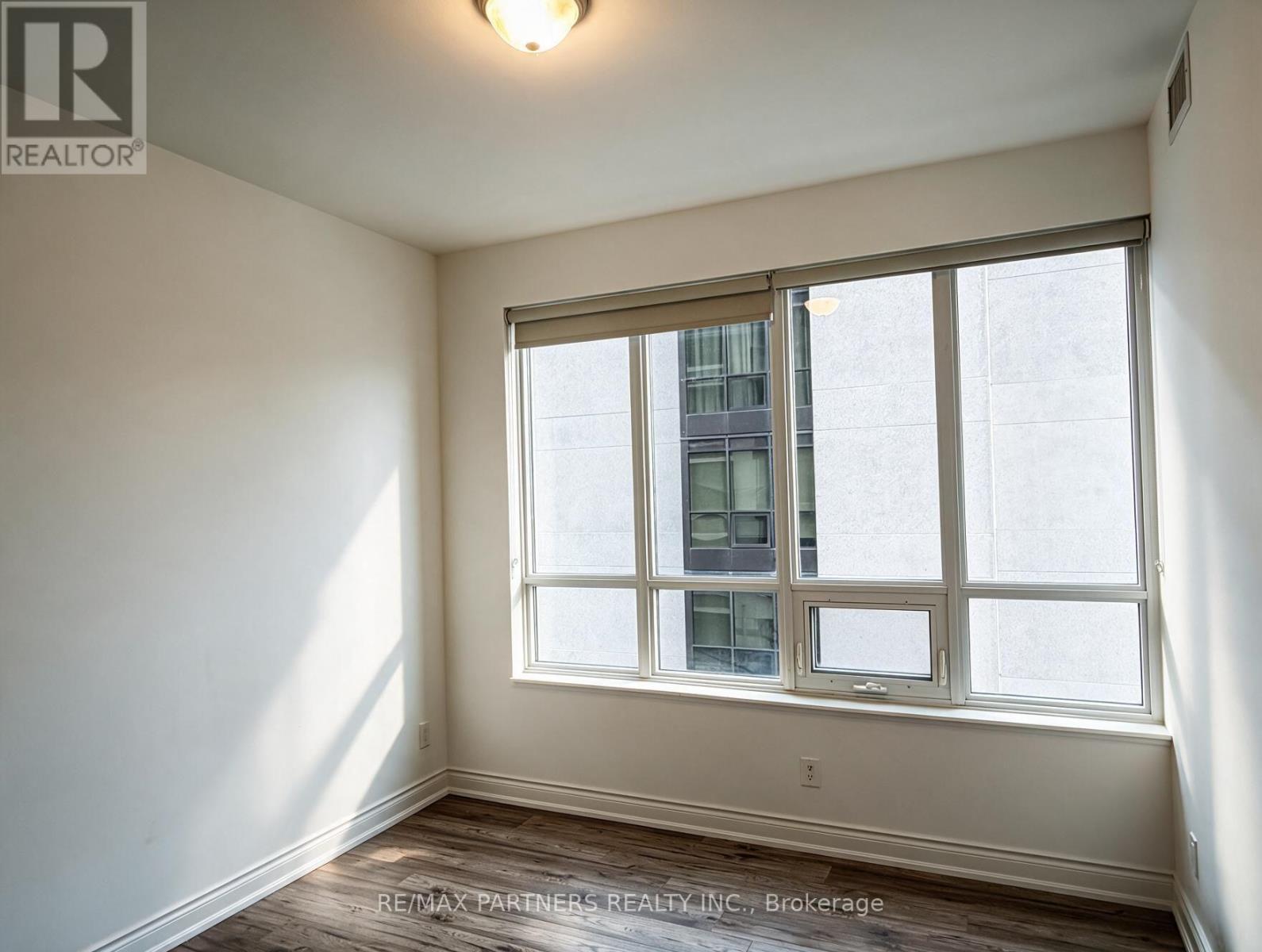 605 - 38 Cedarland Drive, Markham, Ontario L6G 0G7 - Photo 6 - N13636550