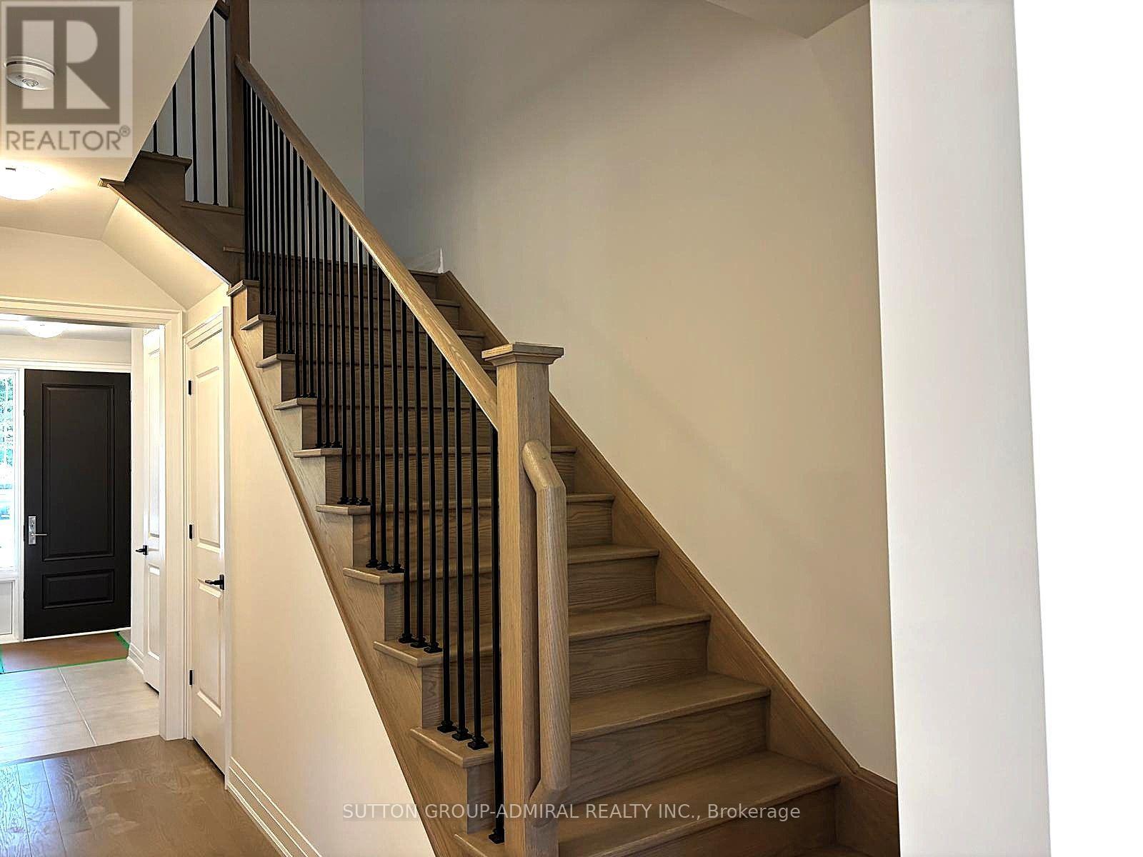 16 Donnacona Drive, Vaughan, Ontario  L4H 5L6 - Photo 8 - N13650198