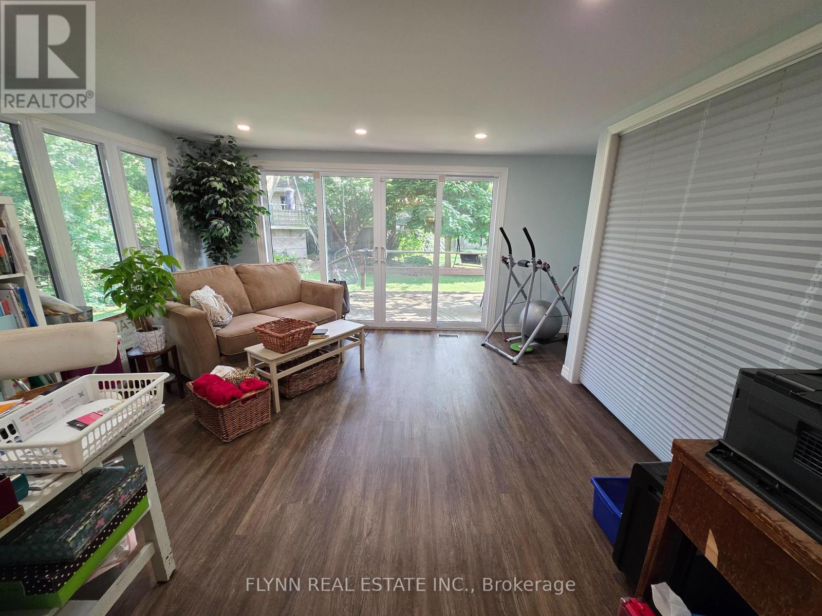 5896 Valley Way, Niagara Falls, Ontario  L2E 1Y1 - Photo 13 - X13650736