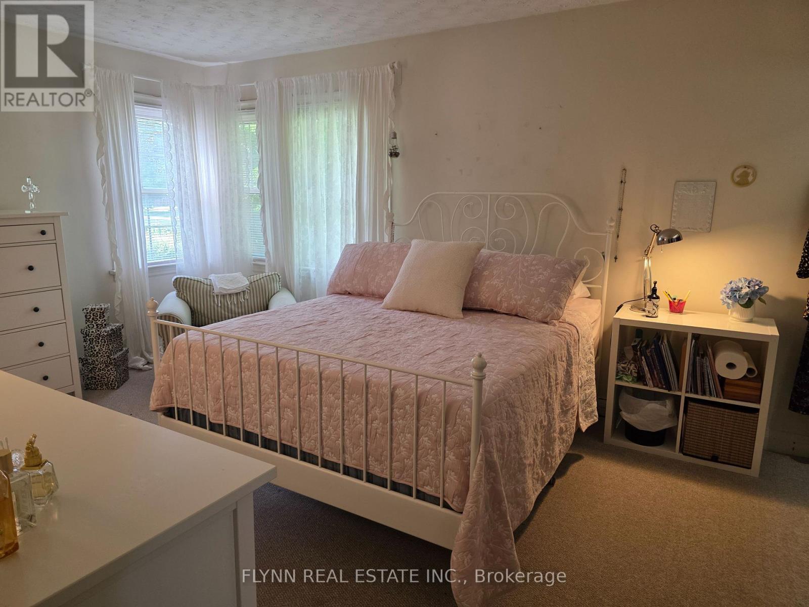 5896 Valley Way, Niagara Falls, Ontario  L2E 1Y1 - Photo 16 - X13650736