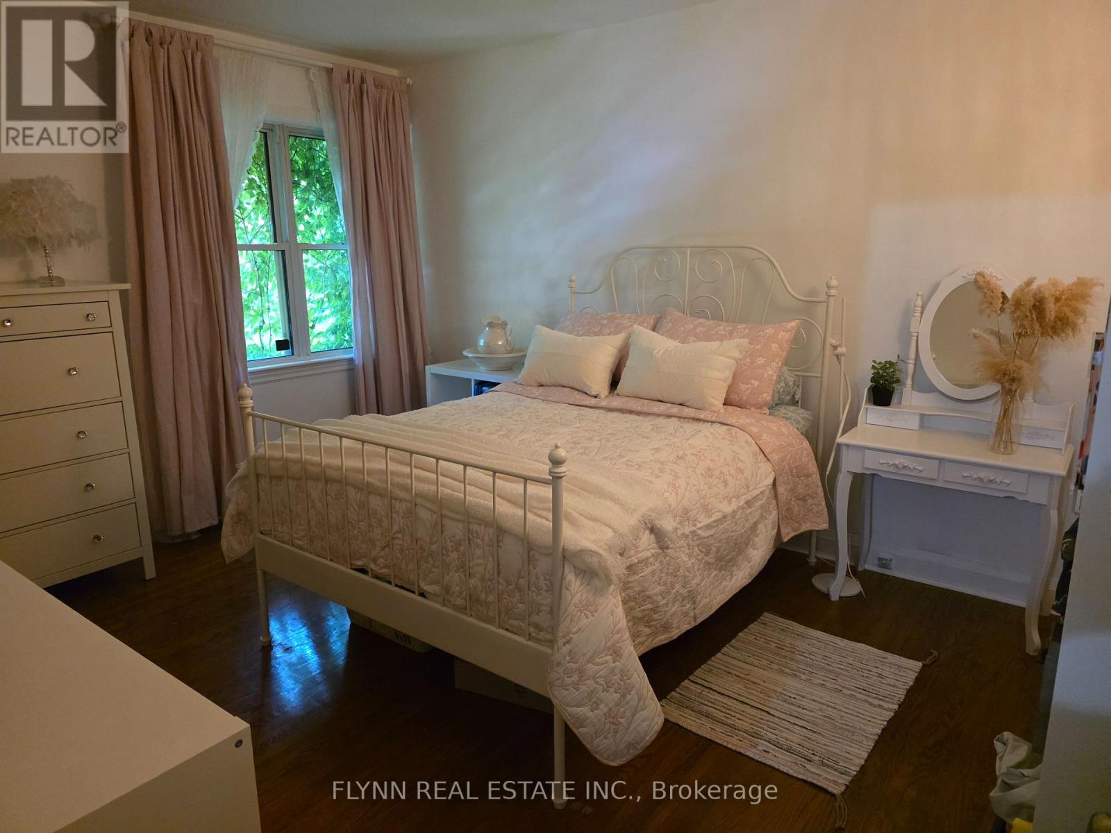 5896 Valley Way, Niagara Falls, Ontario  L2E 1Y1 - Photo 18 - X13650736