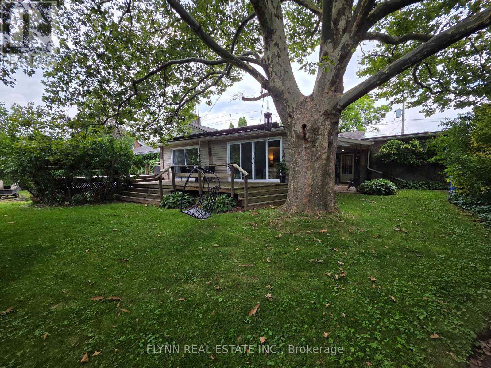 5896 Valley Way, Niagara Falls, Ontario  L2E 1Y1 - Photo 38 - X13650736