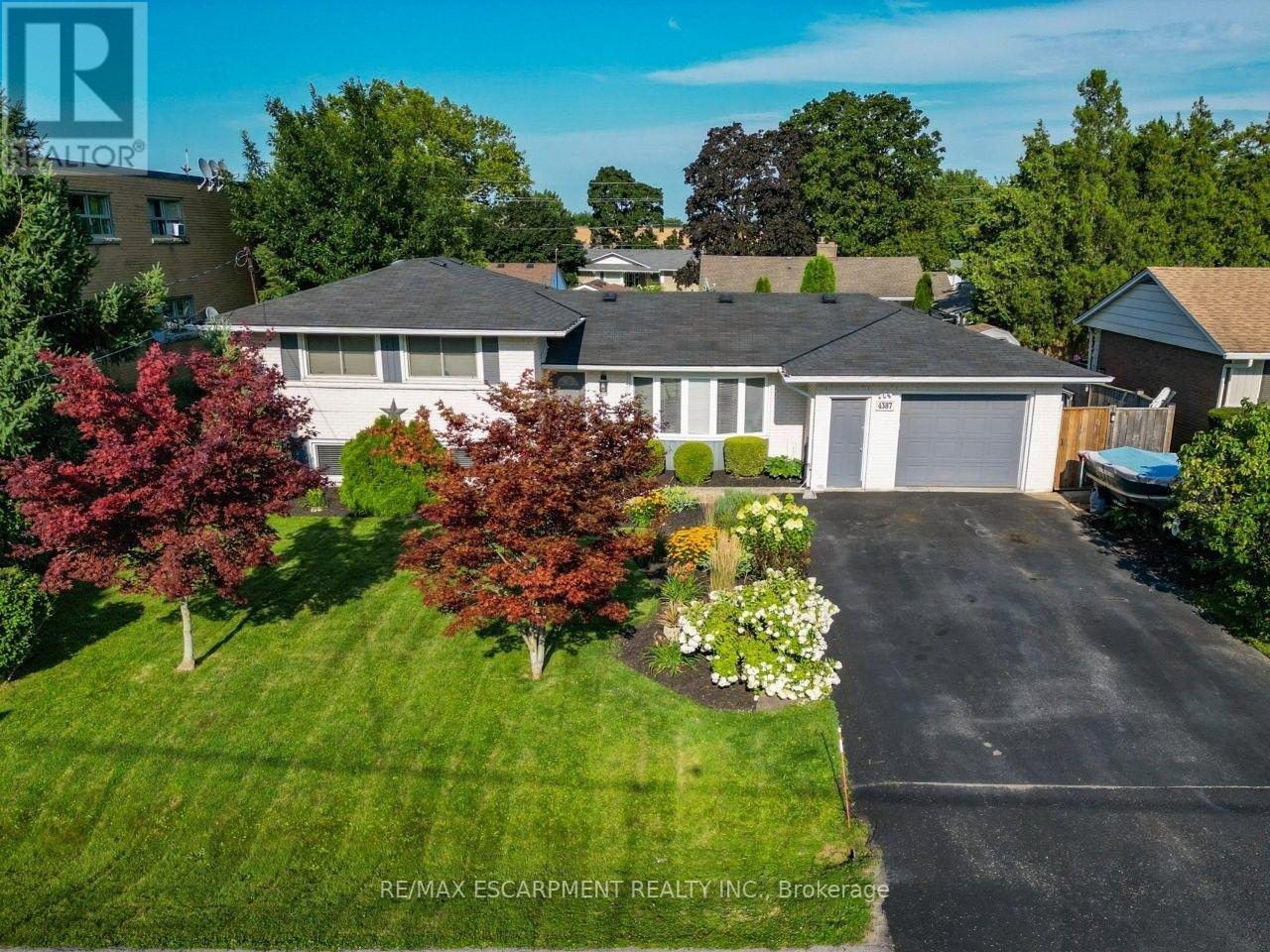 4387 Jackson Street, Lincoln, Ontario  L3J 0N9 - Photo 1 - X13650782