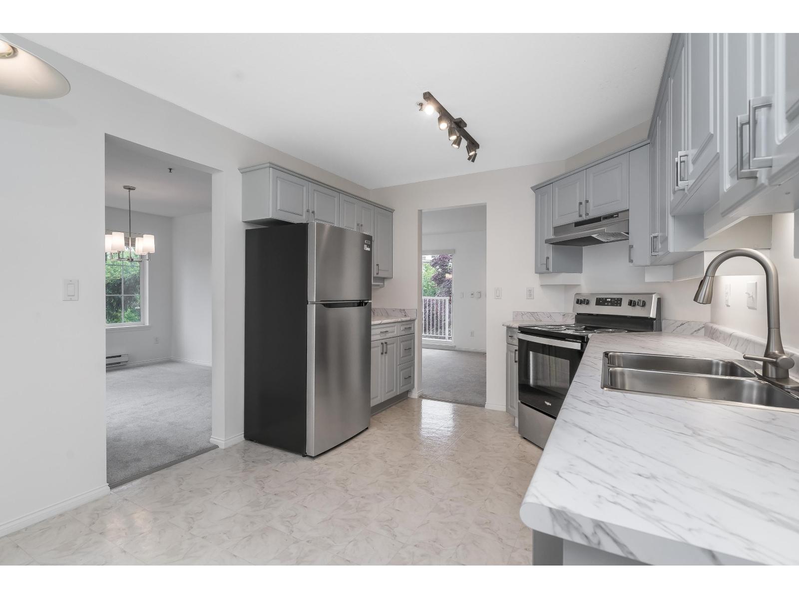 312 5465 201 Street, Langley, British Columbia  V3A 1P8 - Photo 6 - R3153597