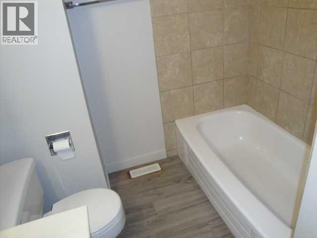 39 Meadowlark Boulevard N, Lethbridge, Alberta  T1H 4R4 - Photo 14 - A2328779