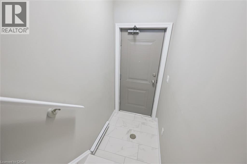 20 Lomond Lane, Kitchener, Ontario  N2R 0R4 - Photo 5 - 40833353