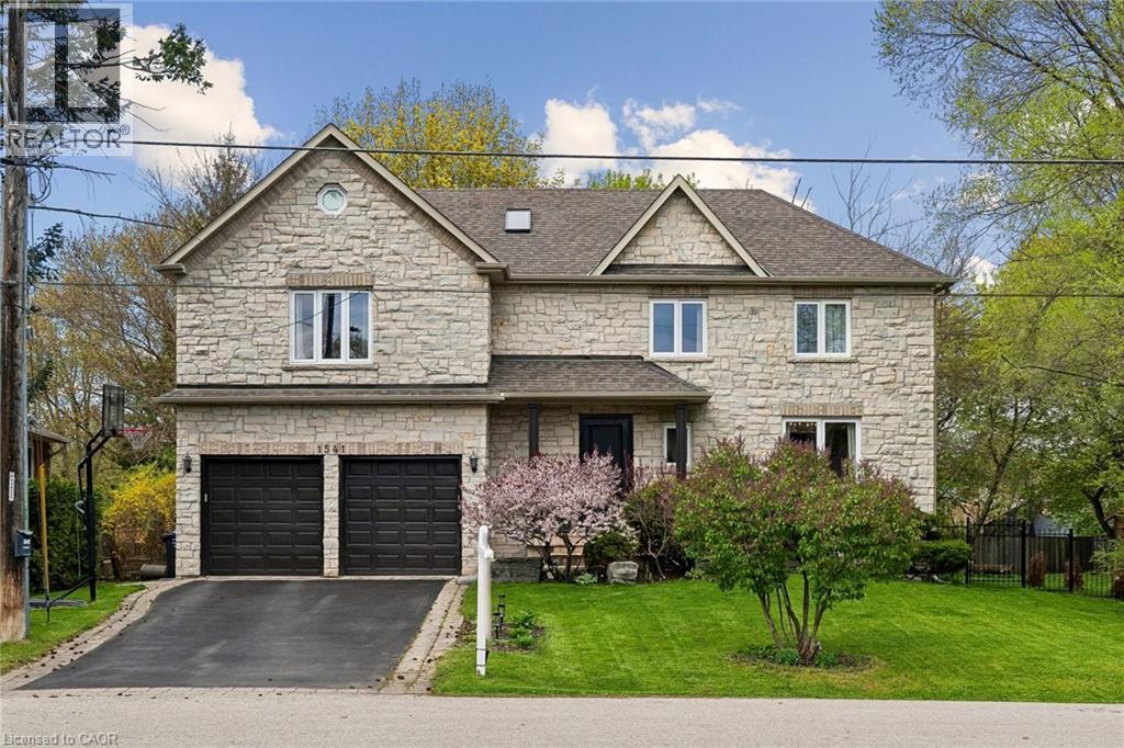 1541 GARNET Avenue, Mississauga, Ontario