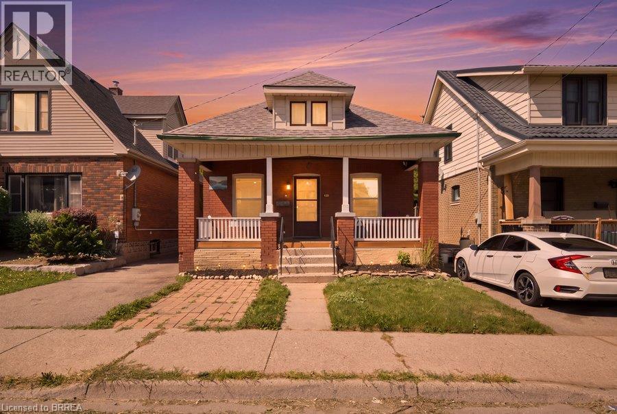 104 MARY Street, Brantford, Ontario