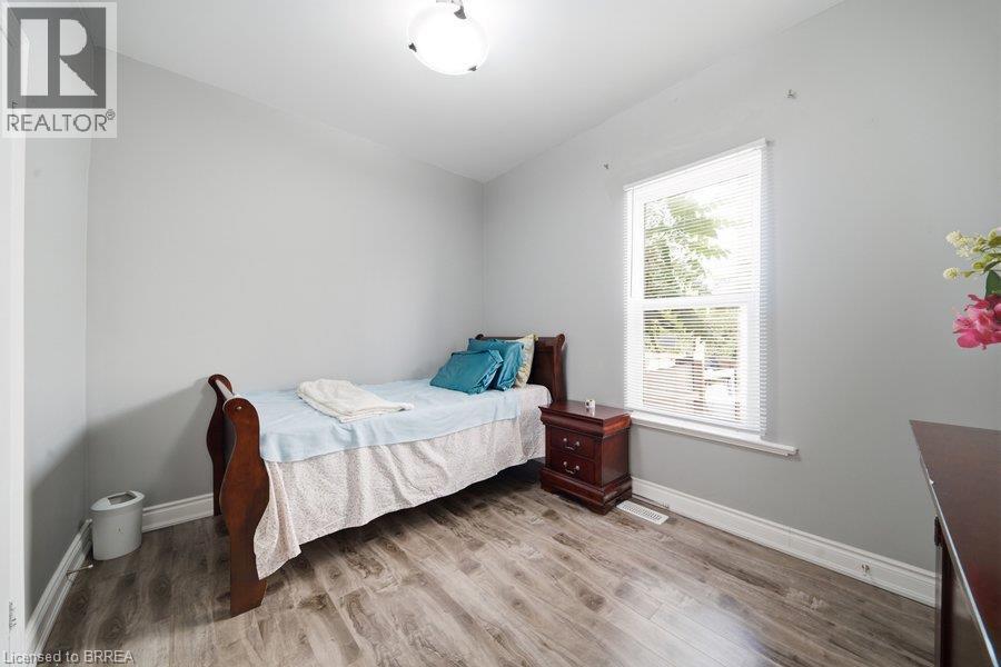 104 Mary Street, Brantford, Ontario  N3S 3B7 - Photo 23 - 40853743