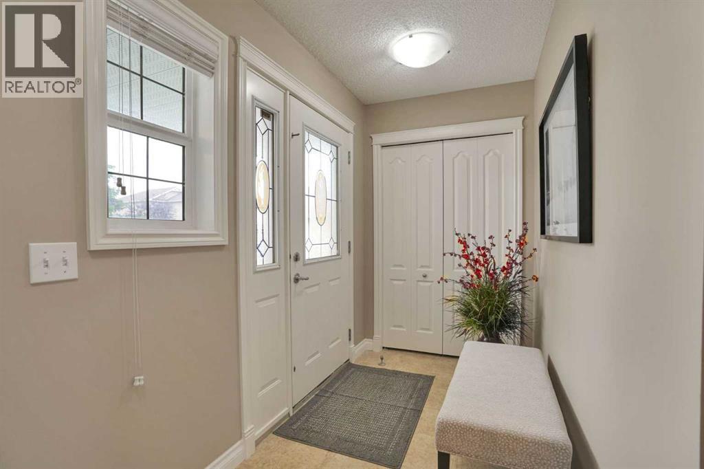 249 Springmere Way, Chestermere, Alberta  T1X 1P2 - Photo 3 - A2332840