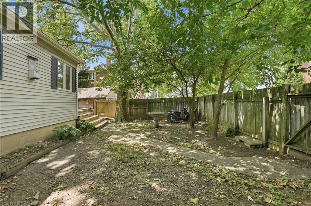 83 York Street, St. Catharines, Ontario  L2R 6C8 - Photo 8 - 40850521