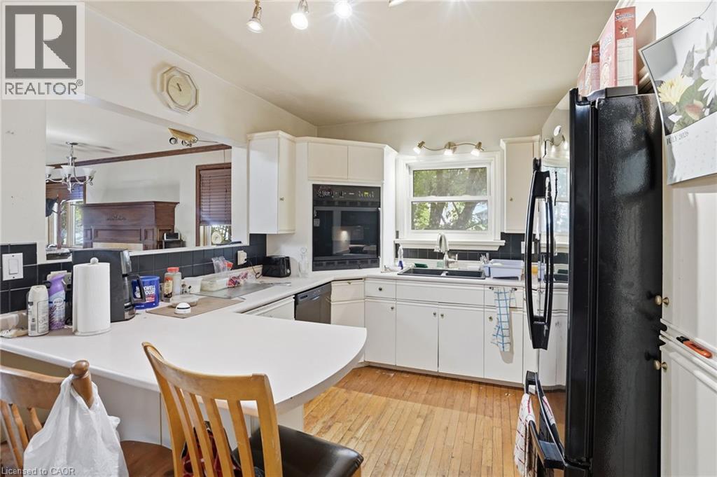 83 York Street, St. Catharines, Ontario  L2R 6C8 - Photo 7 - 40850521