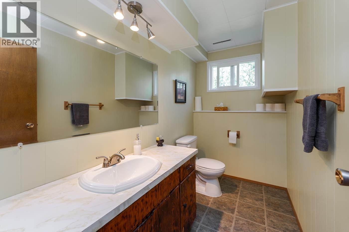 9766 Haldi Road, Prince George, British Columbia  V2N 6J5 - Photo 31 - R3153724