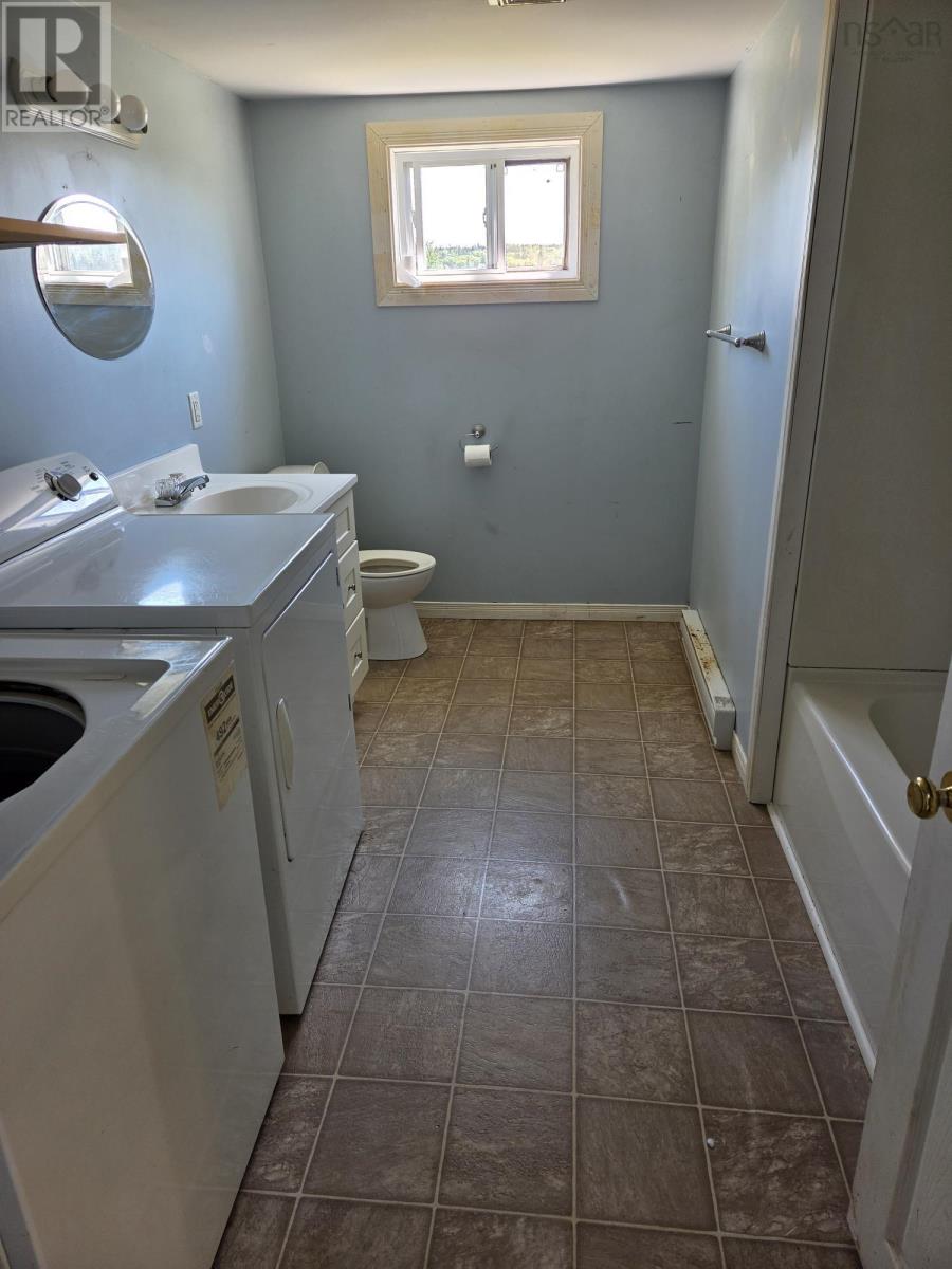 237 Fraser Rd, Harmony, Nova Scotia  B6L 3K9 - Photo 10 - 202619967