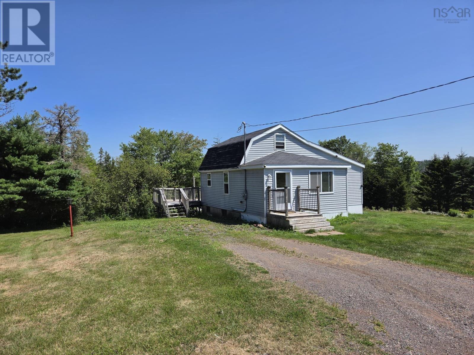 237 Fraser Rd, Harmony, Nova Scotia  B6L 3K9 - Photo 2 - 202619967