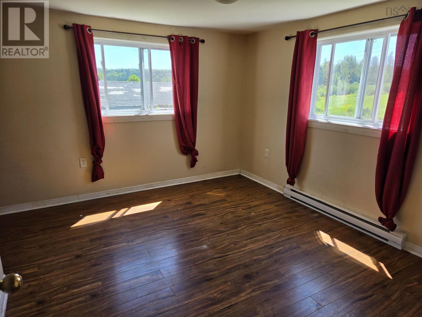 237 Fraser Rd, Harmony, Nova Scotia  B6L 3K9 - Photo 8 - 202619967