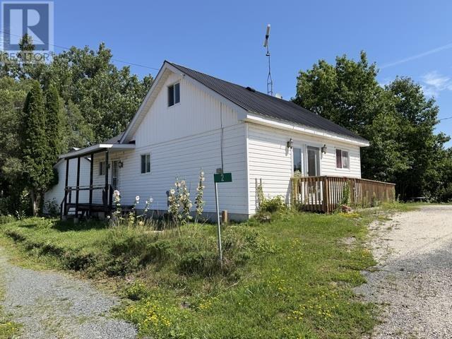 2 Queen Victoria St, Desbarats, Ontario P0R 1E0 - Photo 1 - SM262101
