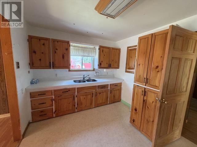 2 Queen Victoria St, Desbarats, Ontario P0R 1E0 - Photo 20 - SM262101