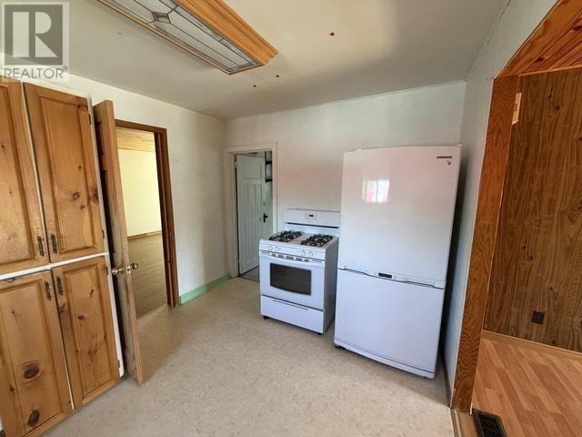 2 Queen Victoria St, Desbarats, Ontario P0R 1E0 - Photo 21 - SM262101