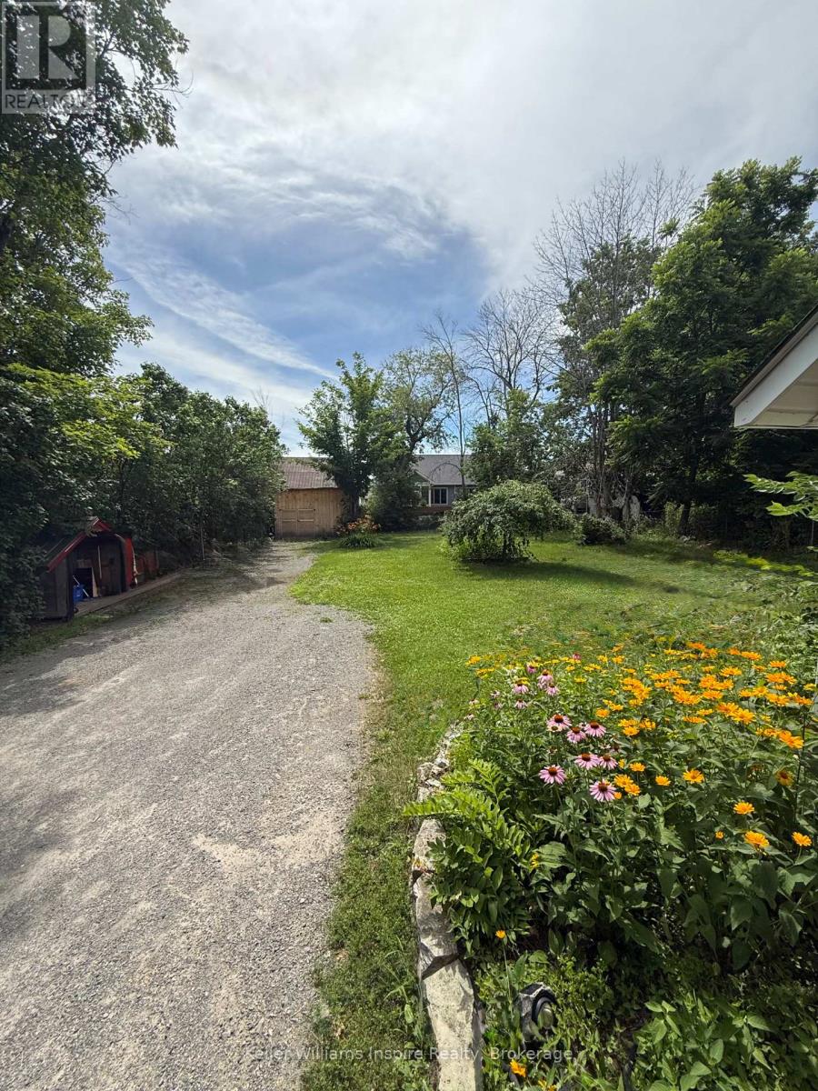 22 Concession Street W, Westport, Ontario  K0G 1X0 - Photo 2 - X13034592