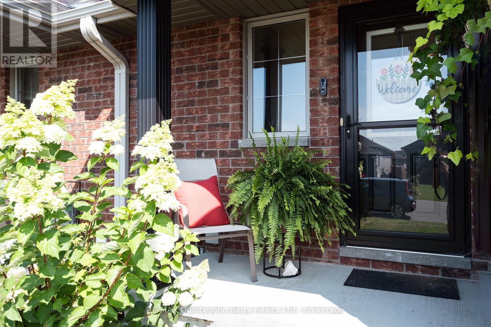 9 Mcintosh Crescent, Quinte West, Ontario  K8V 0G1 - Photo 3 - X13650914