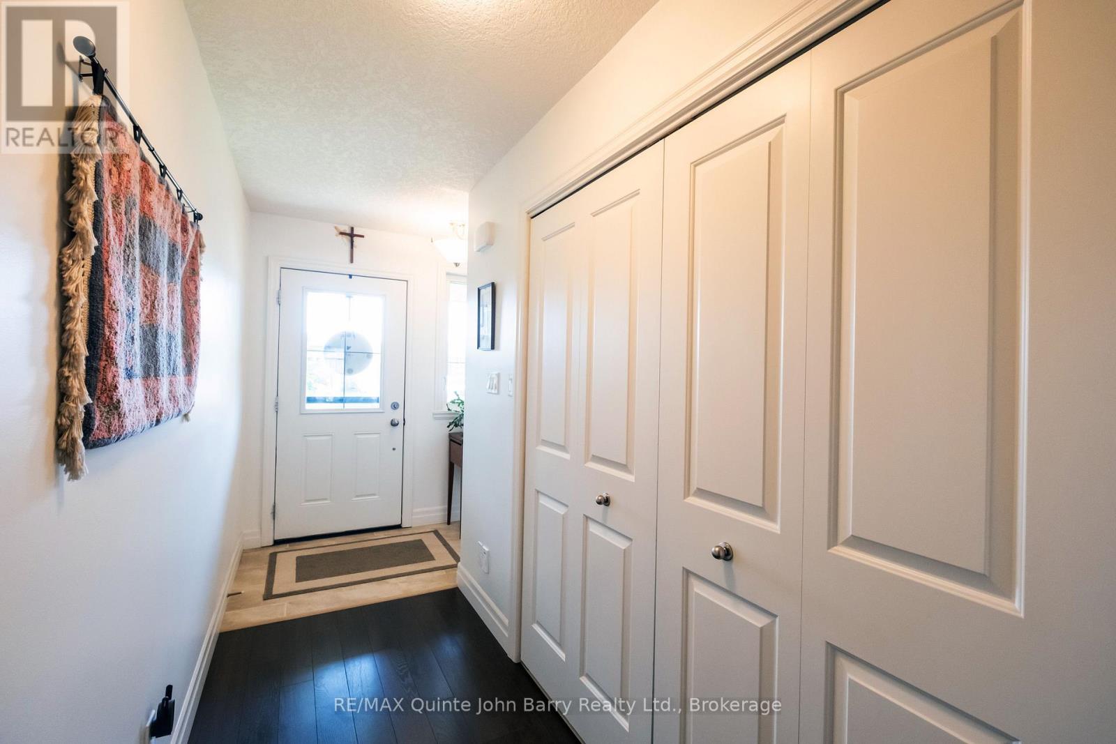9 Mcintosh Crescent, Quinte West, Ontario  K8V 0G1 - Photo 5 - X13650914