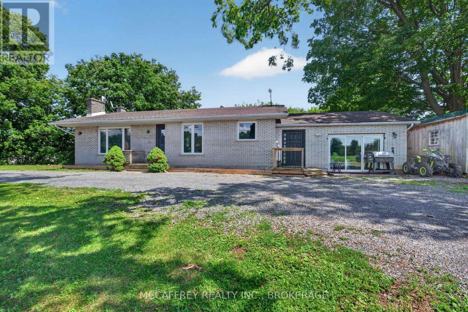 1692 SHARPE ROAD, loyalist (lennox and addington - south), Ontario