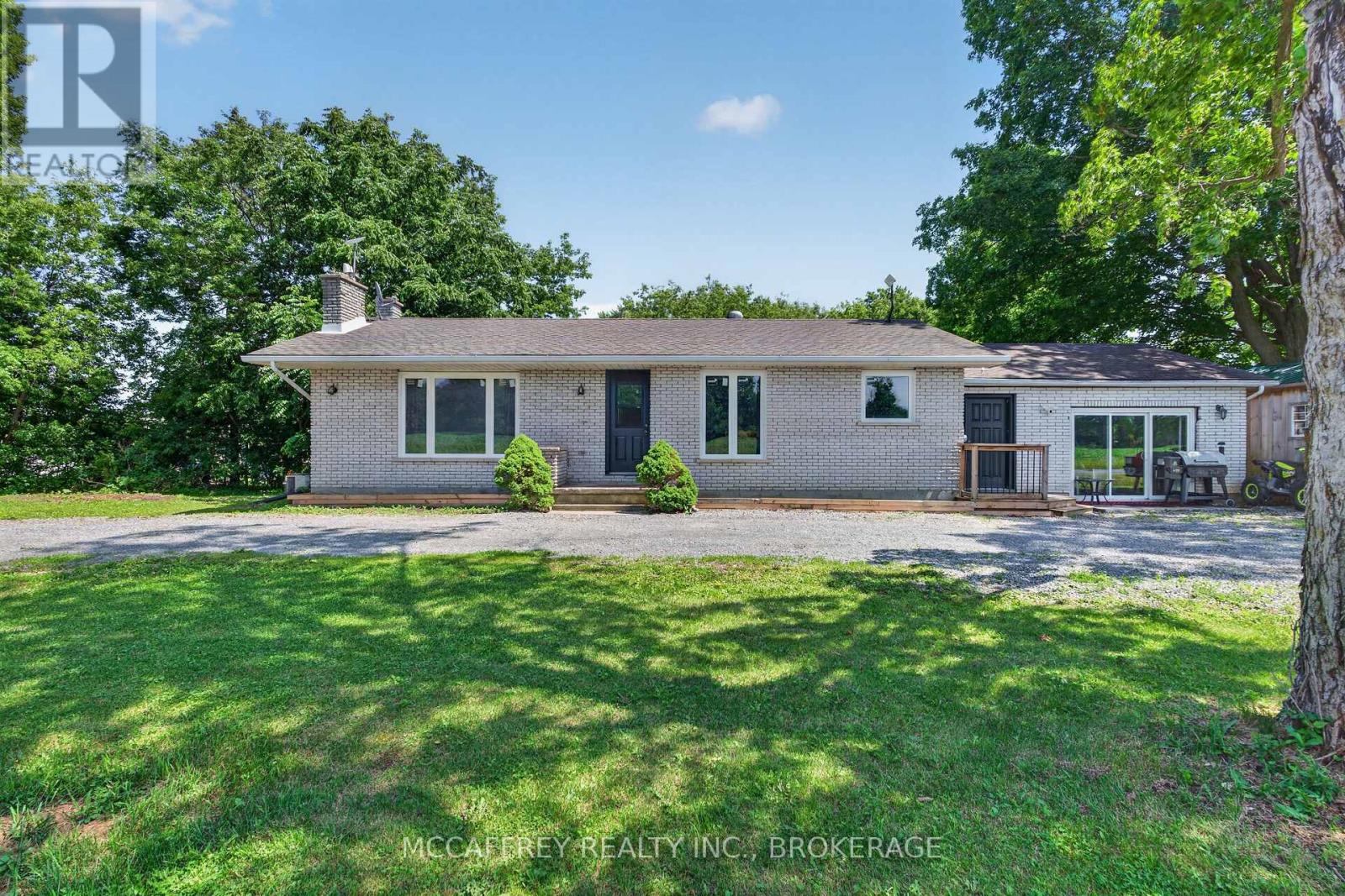 1692 Sharpe Road, Loyalist (Lennox And Addington - South), Ontario  K0H 2H0 - Photo 5 - X13651052