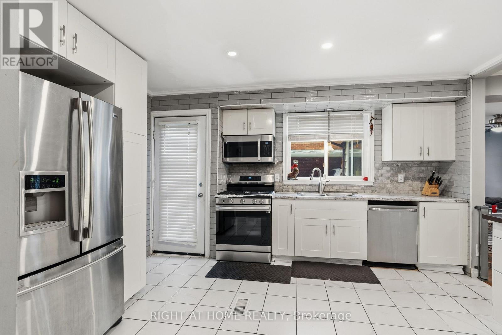 68 Downing Crescent, London South, Ontario  N6C 3C8 - Photo 14 - X13651022