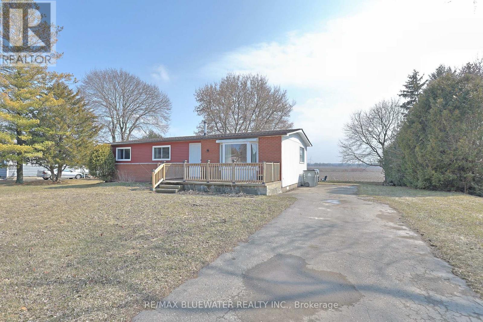 9897 ERIC STREET, Lambton Shores, Ontario