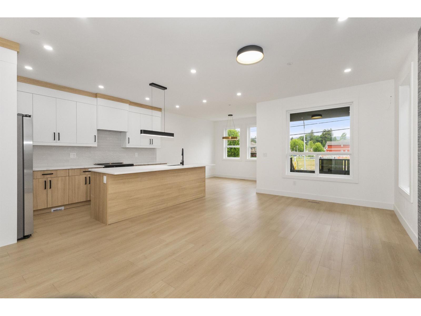 32515 Higginbottom Court, Mission, British Columbia  V2V 2T7 - Photo 5 - R3153478