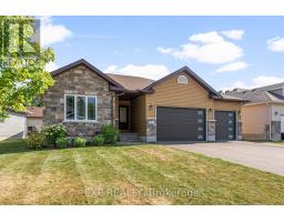 511 COLERAINE DRIVE, Renfrew, Ontario
