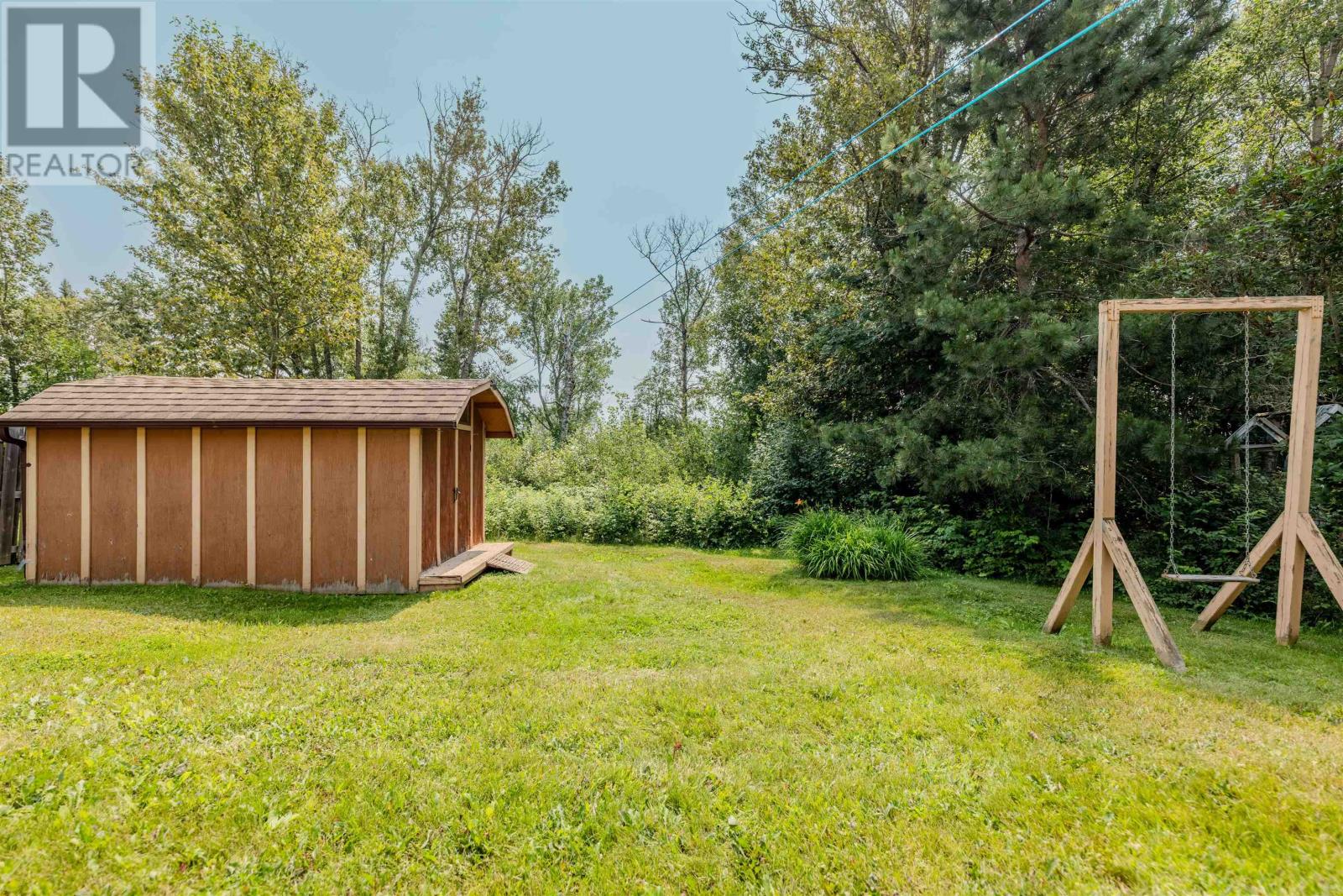 283 Carl Ave E, Thunder Bay, Ontario  P7B 4Z6 - Photo 6 - TB2602133