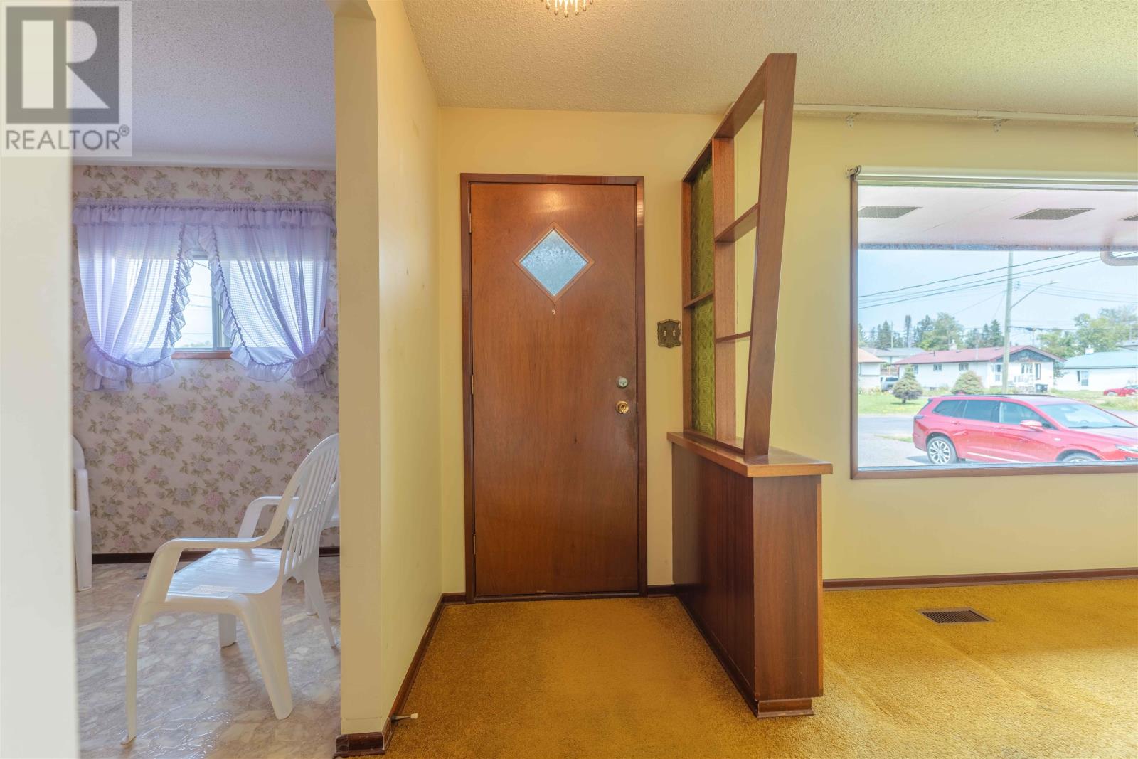 283 Carl Ave E, Thunder Bay, Ontario  P7B 4Z6 - Photo 7 - TB2602133