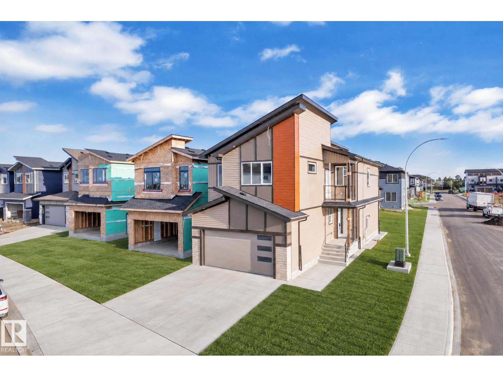 2039 156 Av Nw Nw, Edmonton, Alberta  T5Y 4N3 - Photo 1 - E4502663