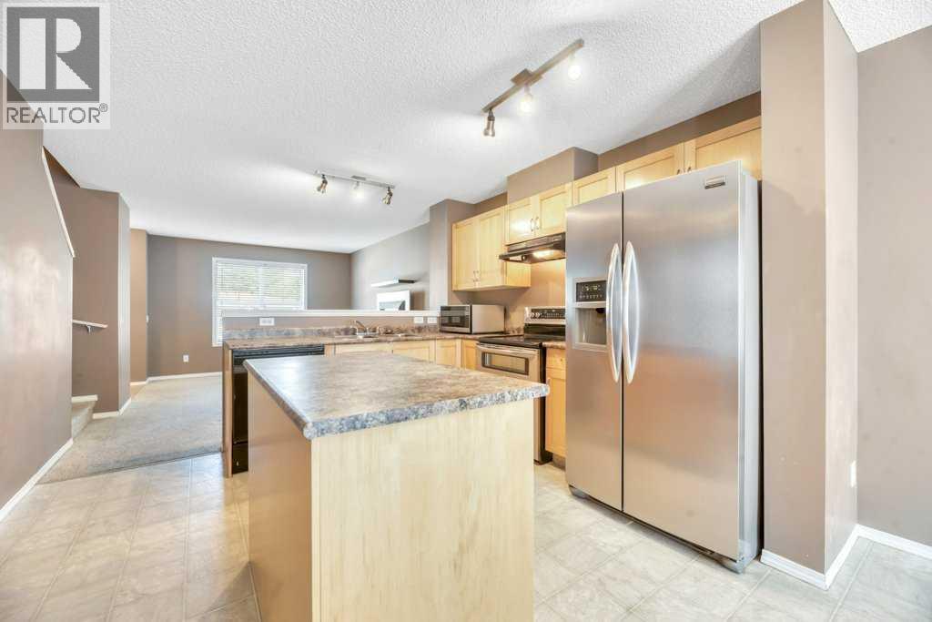 80 Elgin Gardens SE, Calgary, Alberta  T2Z 4T4 - Photo 12 - A2335294
