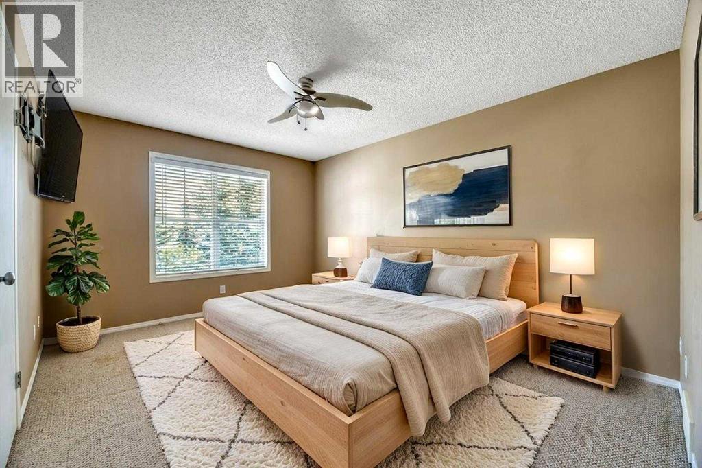 80 Elgin Gardens SE, Calgary, Alberta  T2Z 4T4 - Photo 21 - A2335294